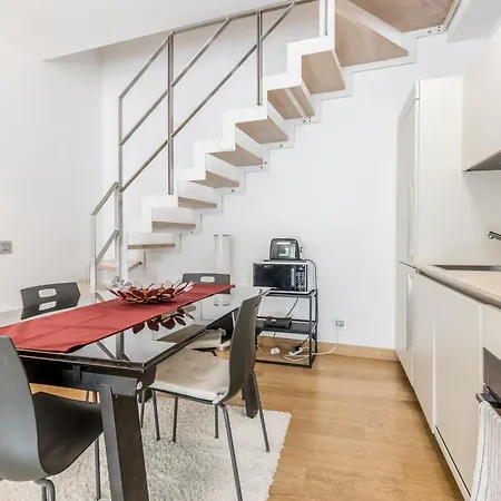 Casa Malupa Luxury Apts. Colosseum Monti Apartament Rzym