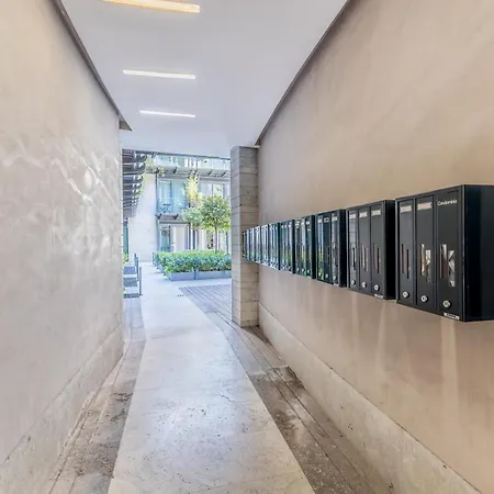 Casa Malupa Luxury Apts. Colosseum Monti Rzym