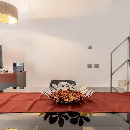 Casa Malupa Luxury Apts. Colosseum Monti Rzym