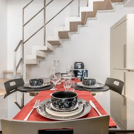 Casa Malupa Luxury Apts. Colosseum Monti Apartament Rzym